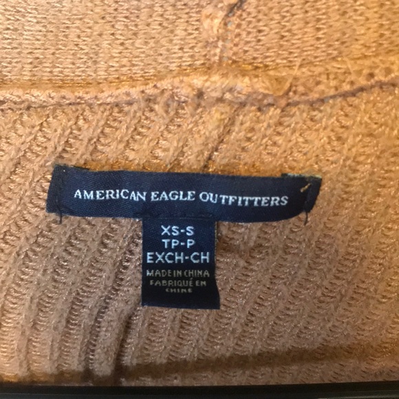 American Eagle Rust Colored Cardigan - Picture 3 of 3